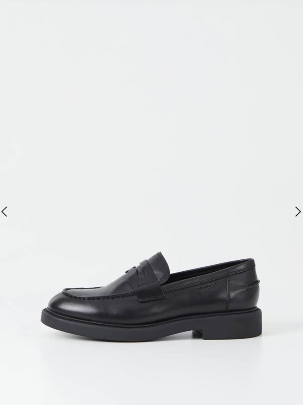 *NEW* Vagabond Black Leather Loafers - Size 7